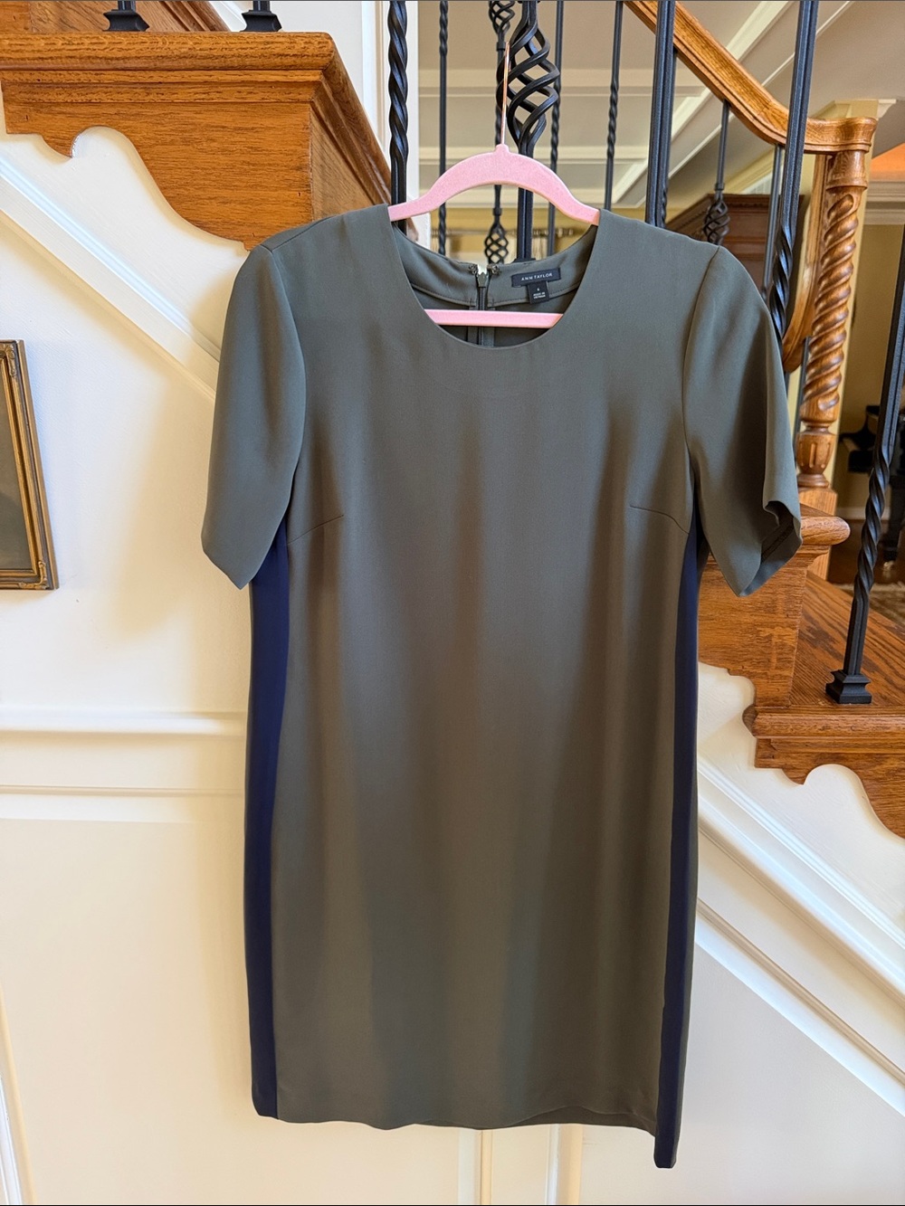 ANN TAYLOR Dress